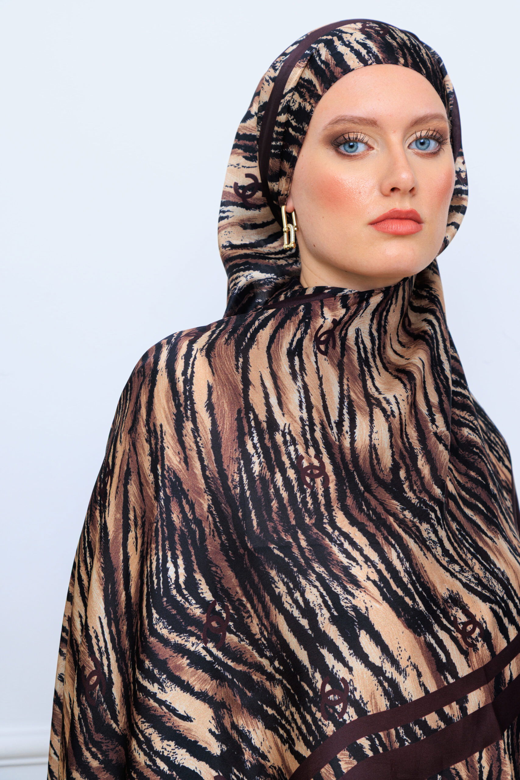 Channel Çizgili leopar çifttaraflı vual ipek şal-43080 Koyu kahve - Görsel 3