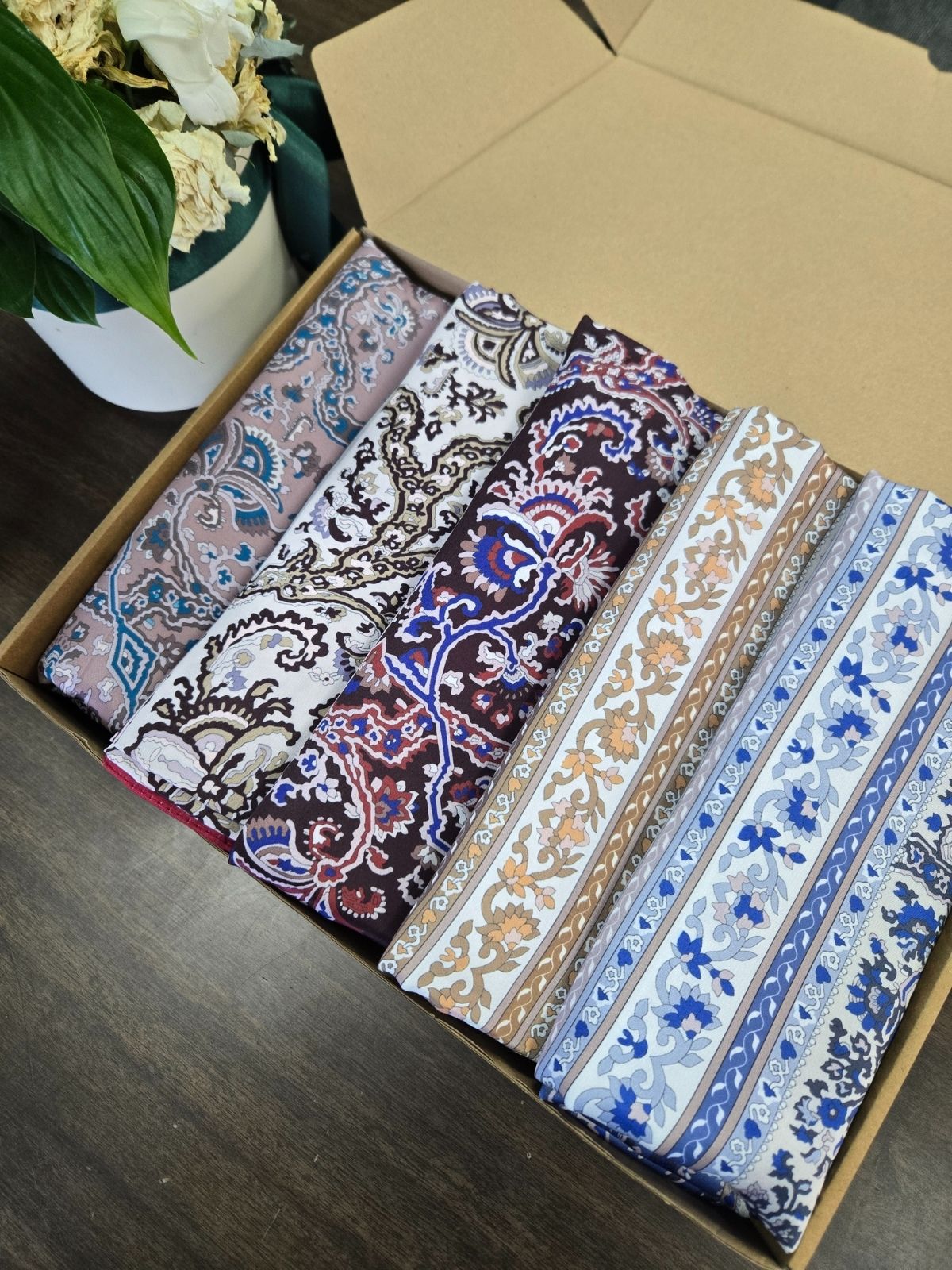 En Çok Satan 5'Li Etro Etnik İpek Şal - KT270466