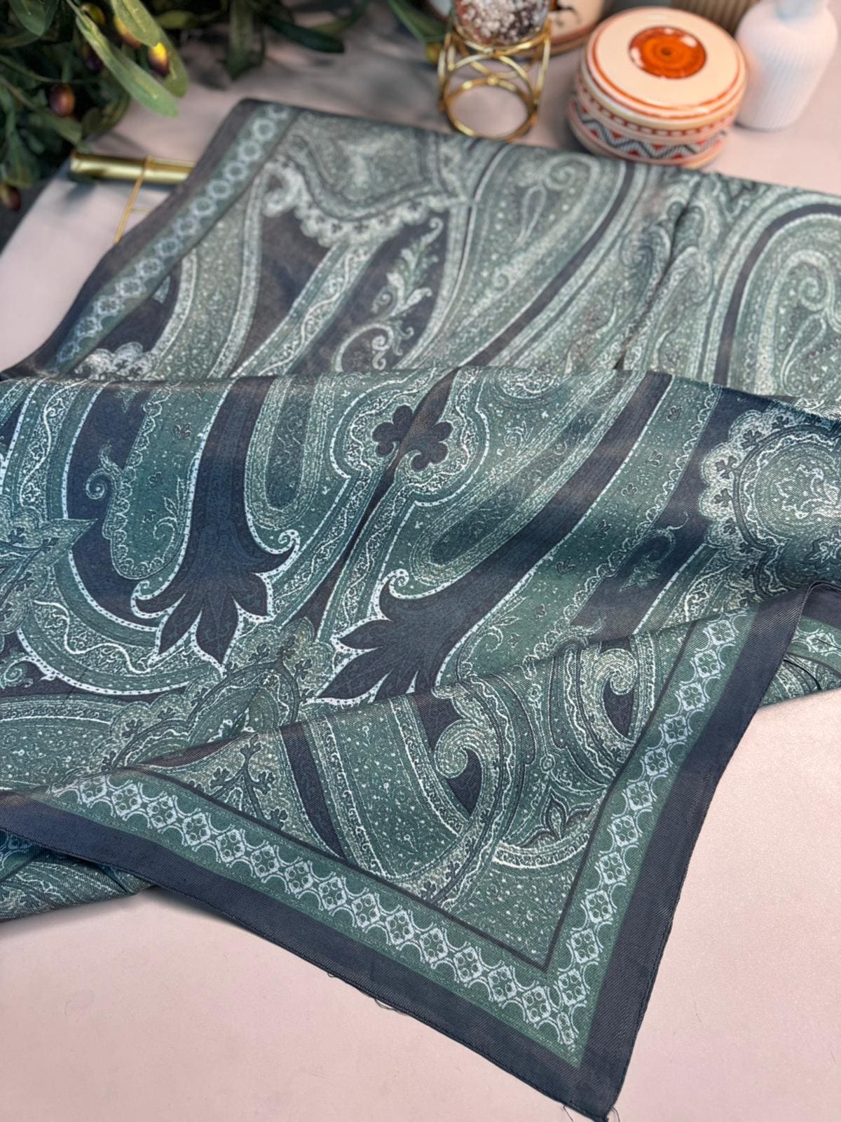 Rüya Tınısı Desen Şal 469-018 - V-18 - Petrol - Görsel 2