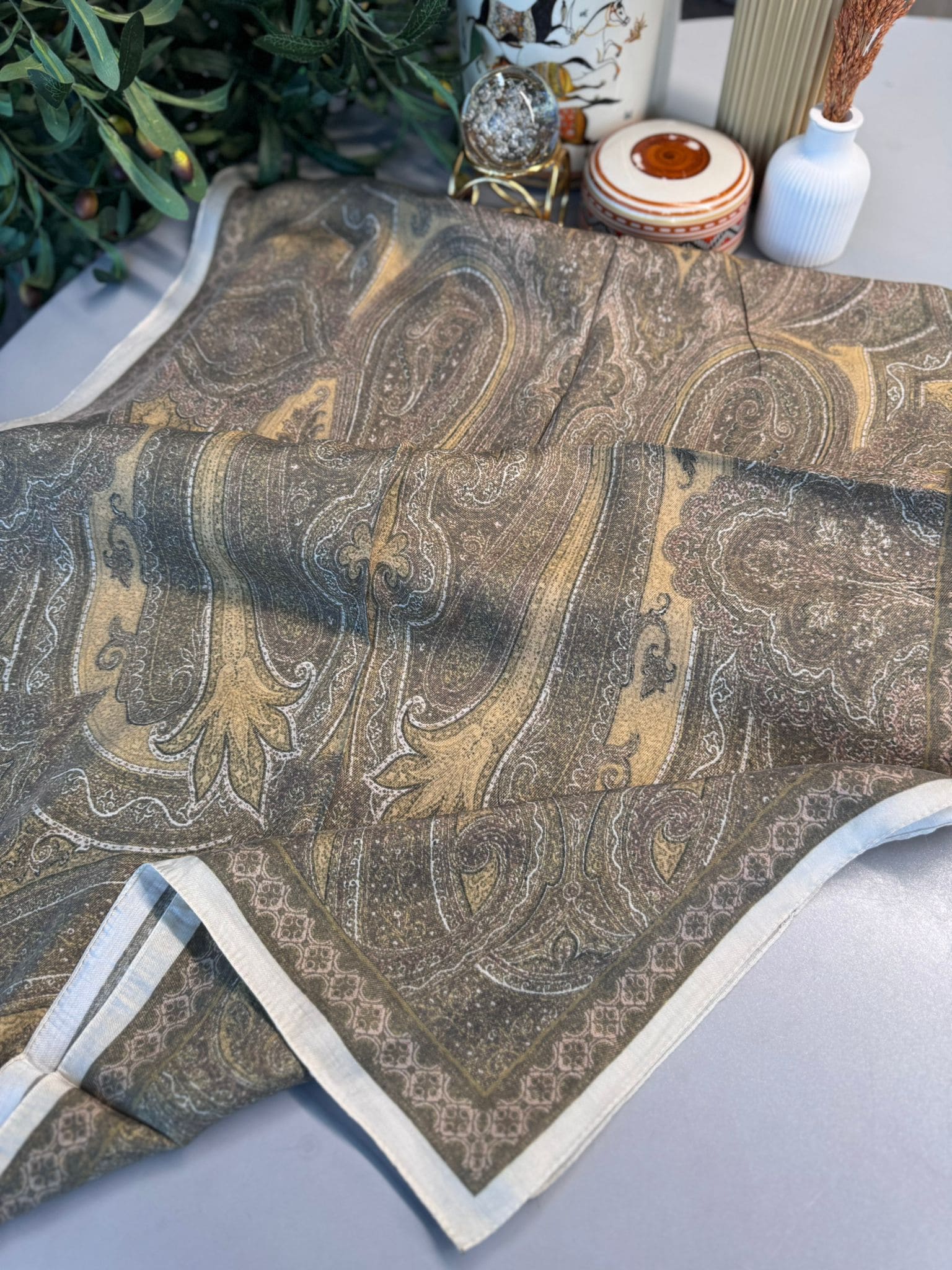 Rüya Tınısı Desen Şal 469-018 - V-14 - Açık gri - Görsel 2